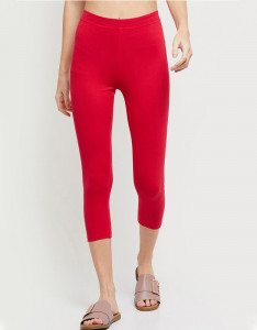 Women Fuchsia Red Solid Three-Quarter Length Leggings