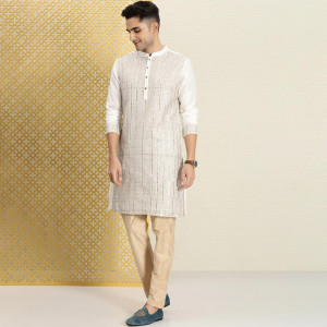 Men White & Gold-Toned Striped Jashn Straight Kurta